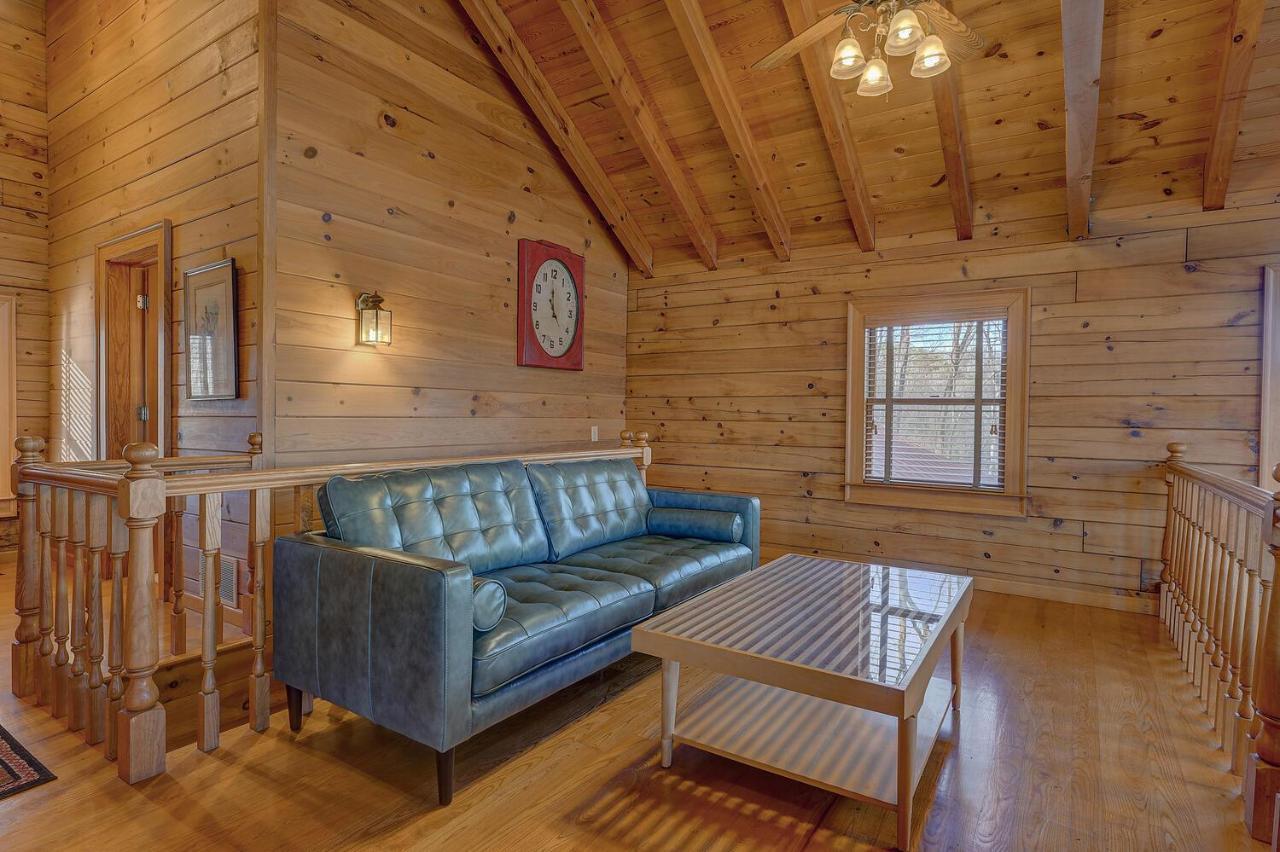 Blue Ridge Bliss- Spacious Cabin, Pets, Hot Tub! Exterior foto